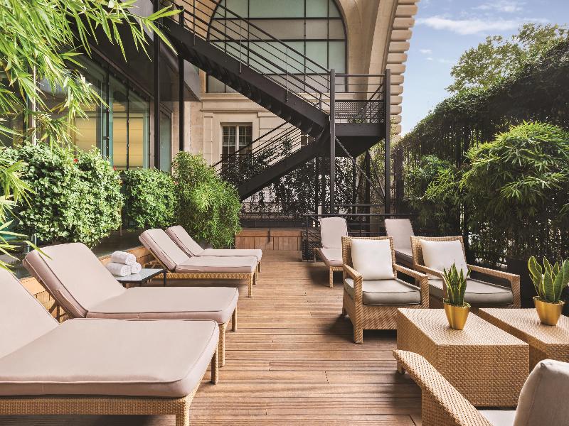 Shangri-La Hotel Paris image