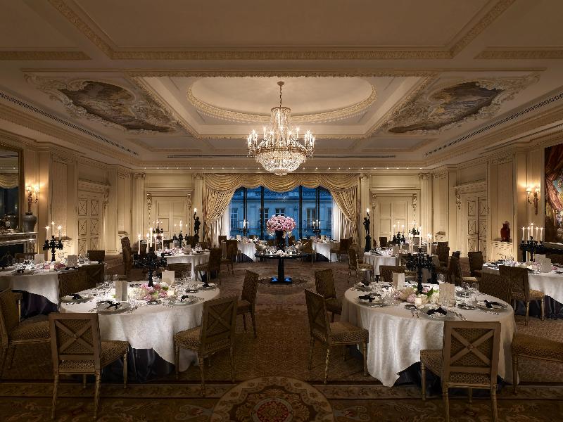 Shangri-La Hotel Paris image