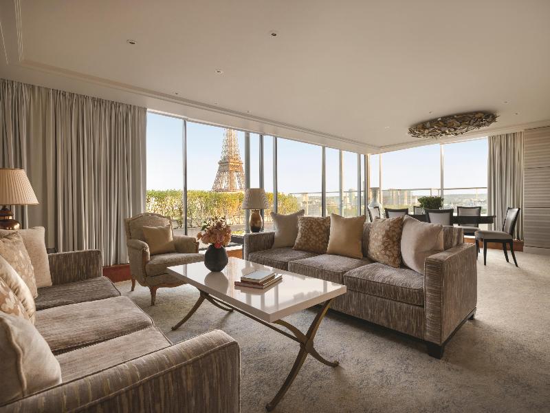 Shangri-La Hotel Paris image