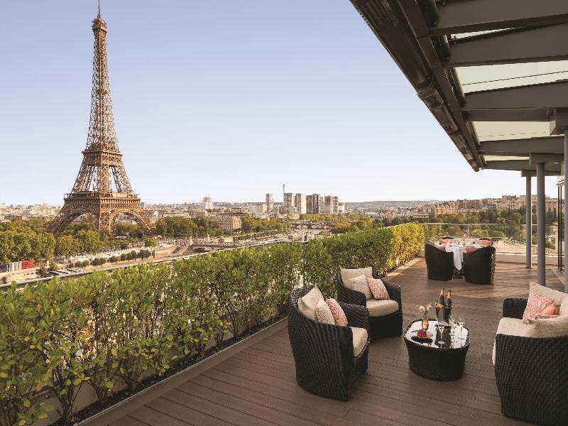 Shangri-La Hotel Paris image