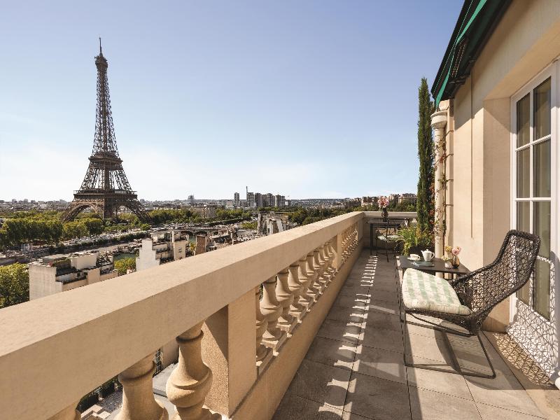 Shangri-La Hotel Paris image