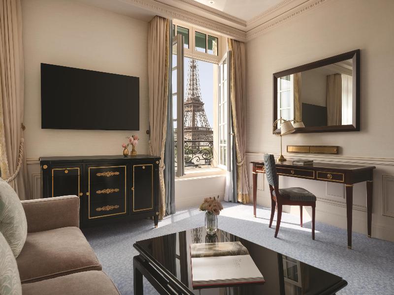 Shangri-La Hotel Paris image