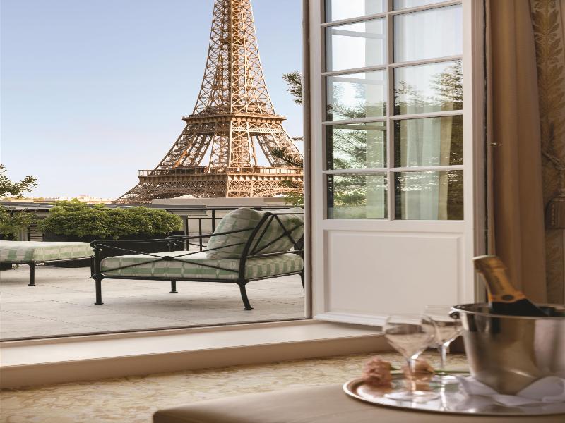 Shangri-La Hotel Paris image