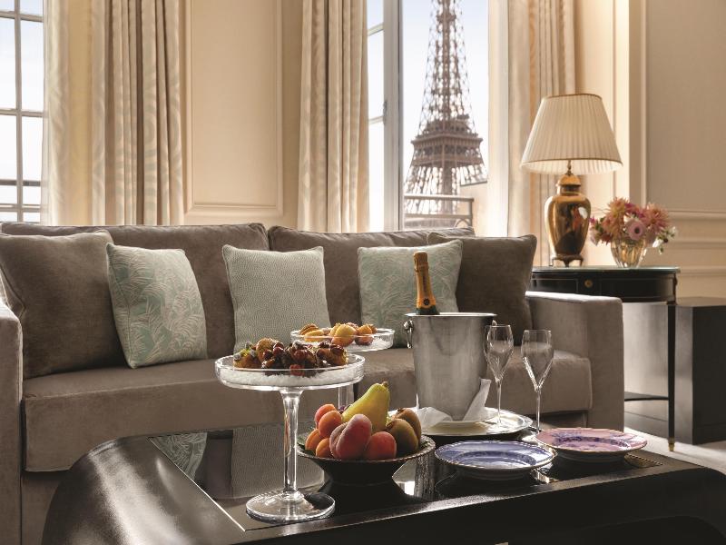 Shangri-La Hotel Paris image