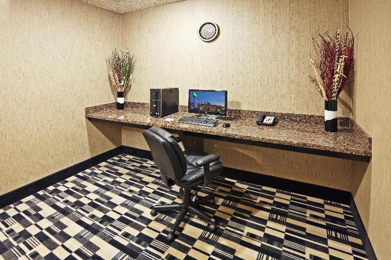 Holiday Inn Express Hotel & Suites Jacksonville image