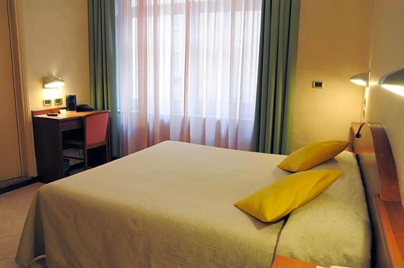 Hotel Button (Meublè) image