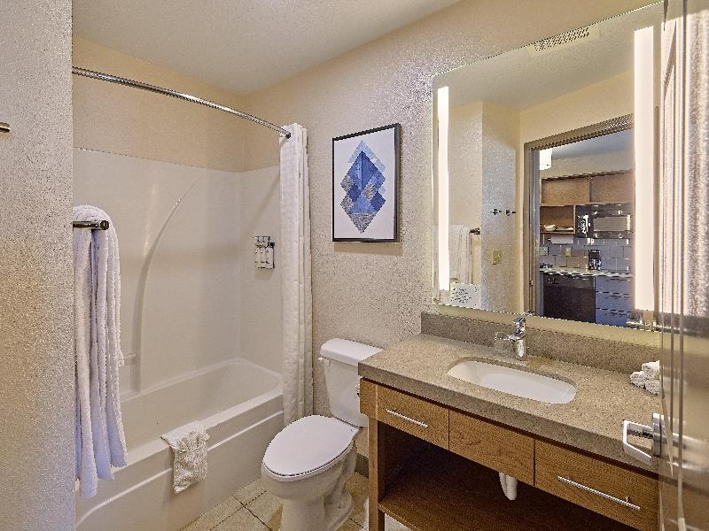 Candlewood Suites Peoria at Grand Prairie image