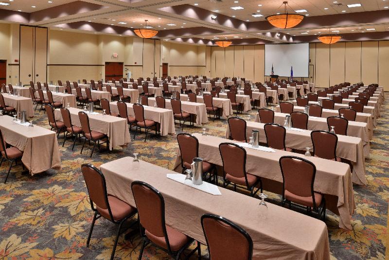 Holiday Inn Stevens Point - Convention Ctr image
