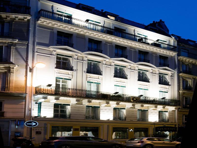 Queens Hotel image