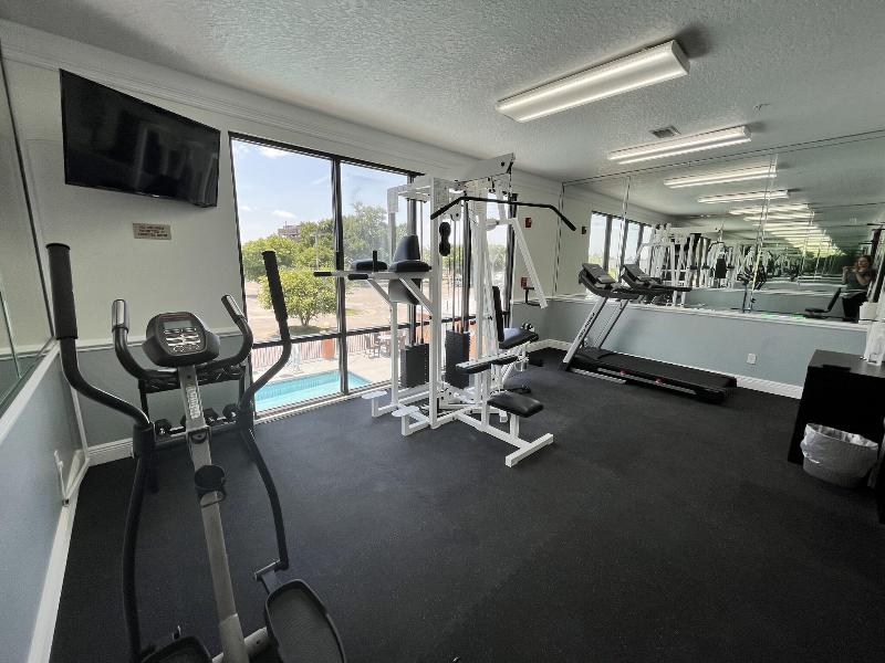Luxury Suites Pensacola