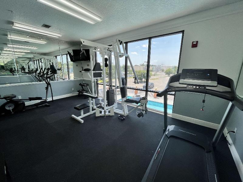 Luxury Suites Pensacola