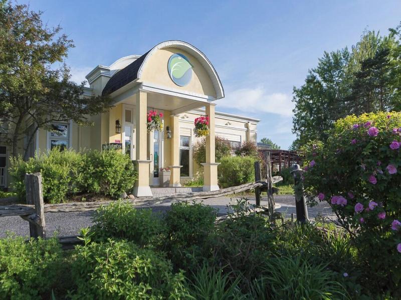 Auberge & Spa West Brome image