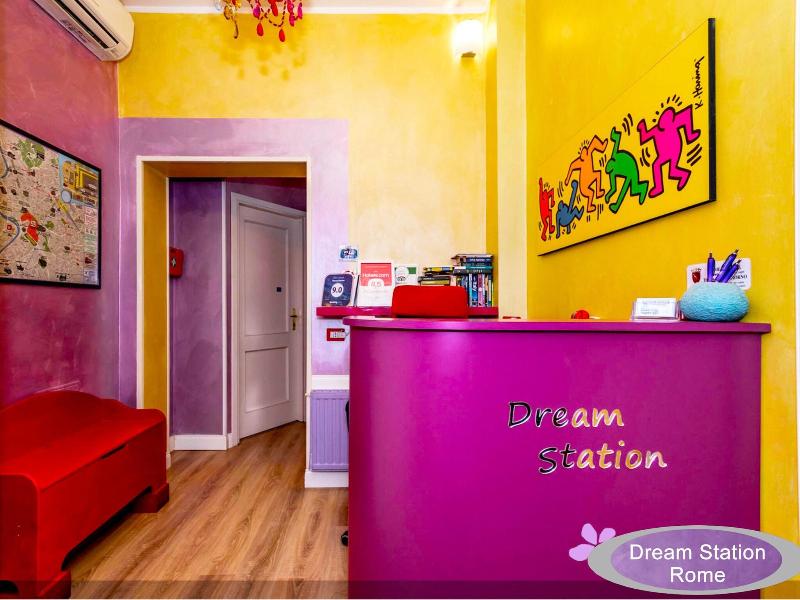 B&B Dream Station image