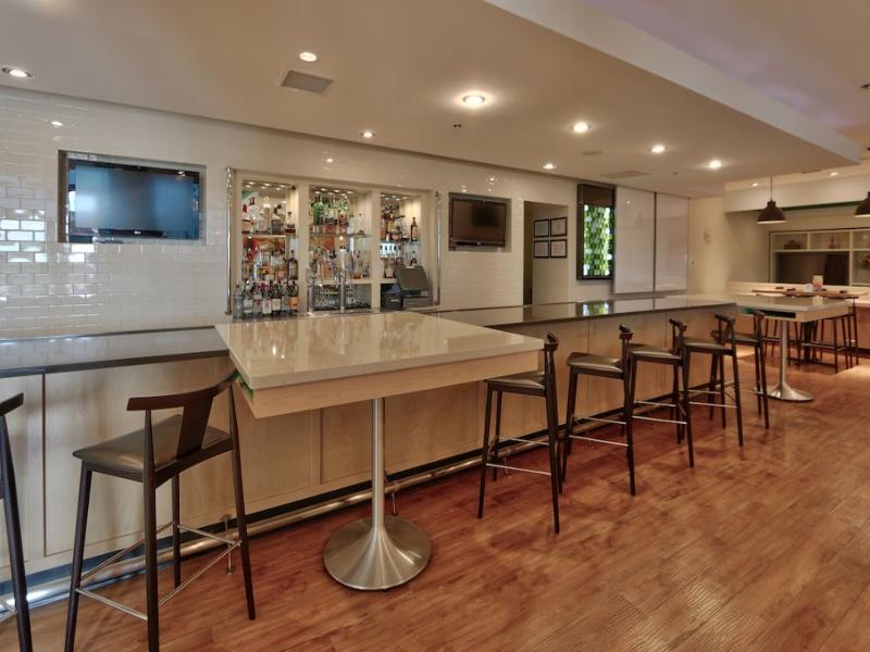 Holiday Inn Roswell image