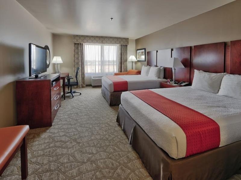 Holiday Inn Roswell image