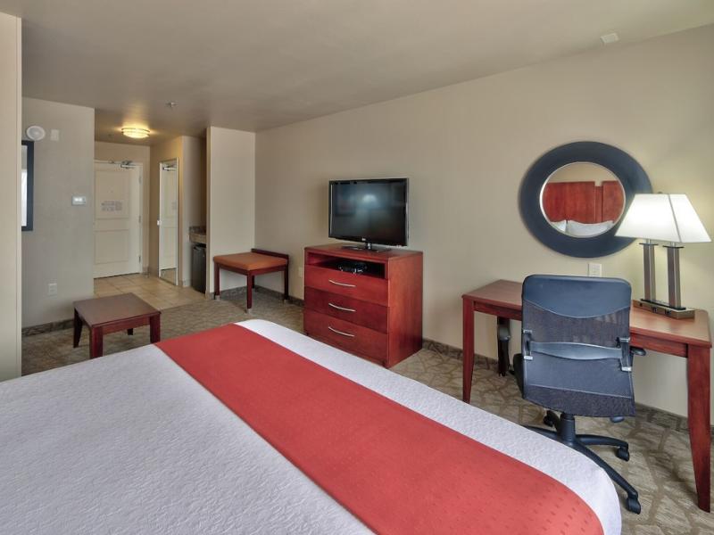 Holiday Inn Roswell image