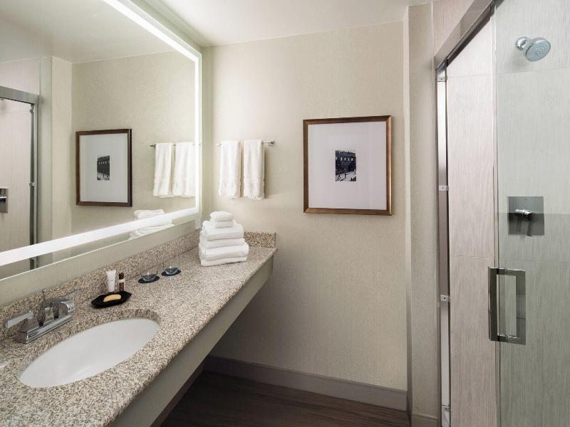 Sheraton Raleigh Hotel image
