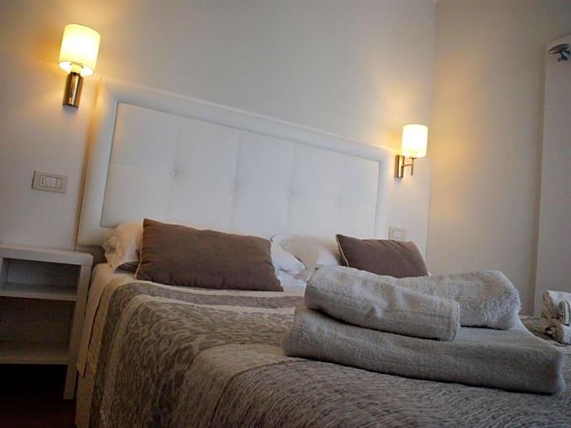 Albergo Vittoria image