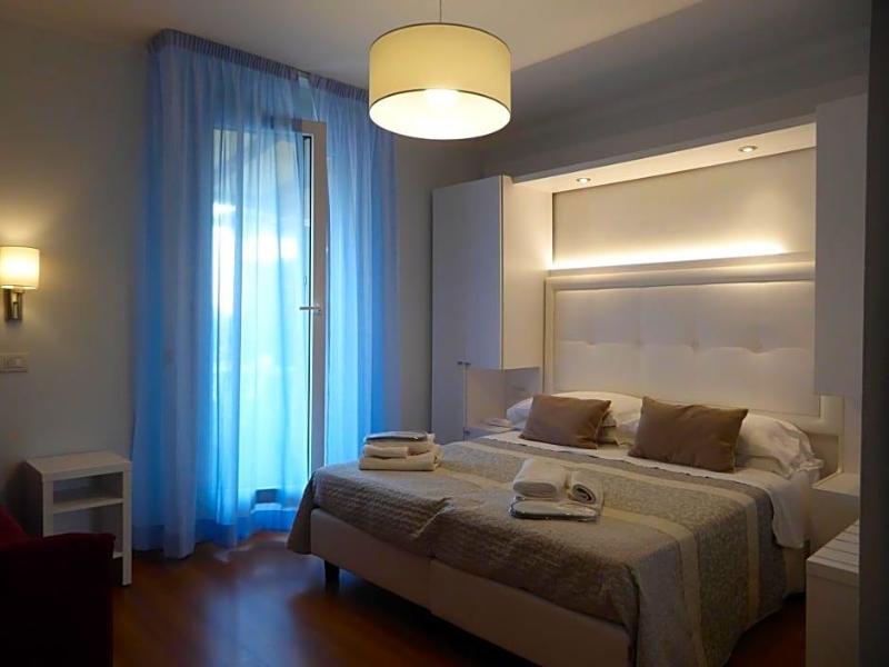 Albergo Vittoria image