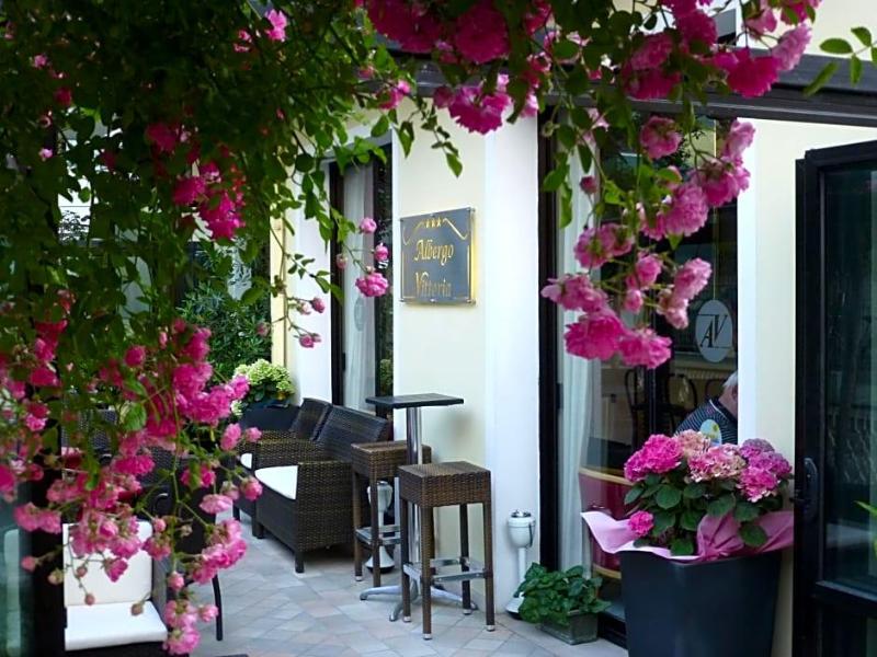 Albergo Vittoria image
