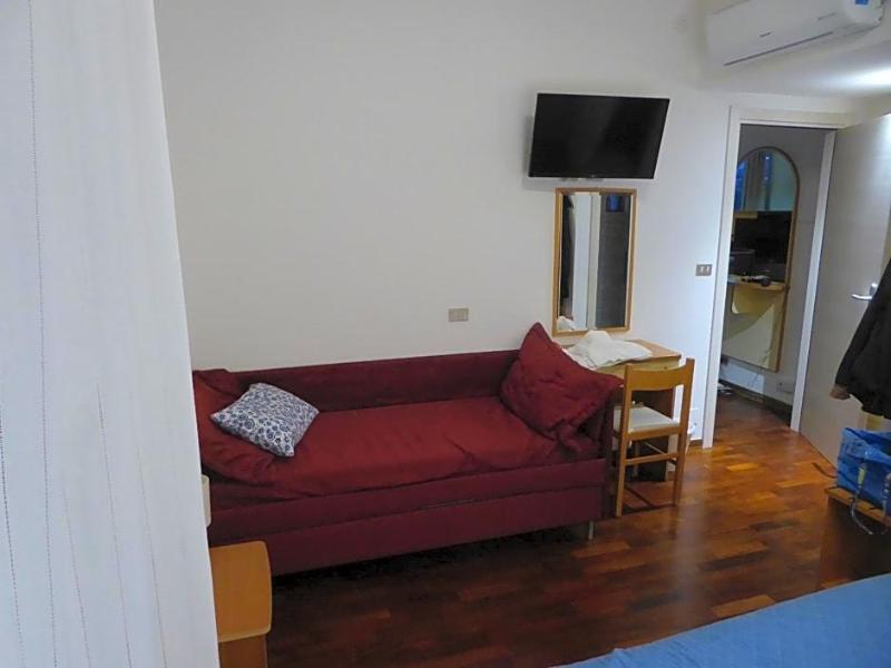 Albergo Vittoria image