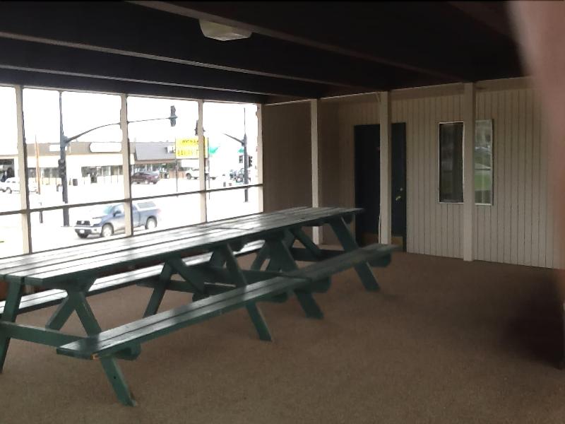 Silver Spur Motel Lander image 1
