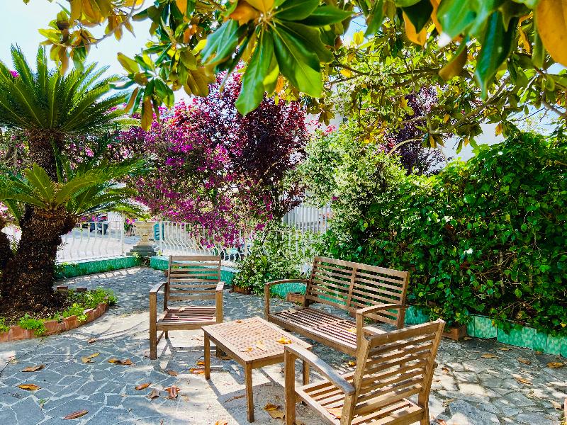 Villa Sorrento Resort image