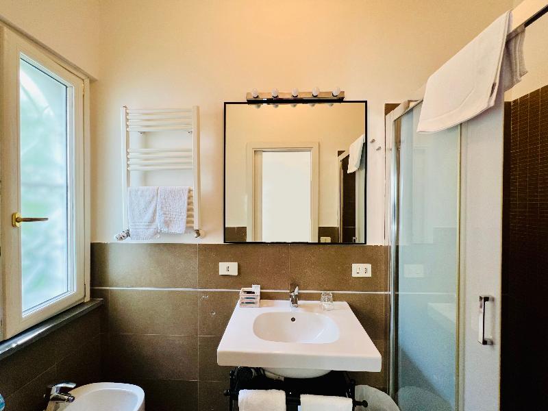 Villa Sorrento Resort image