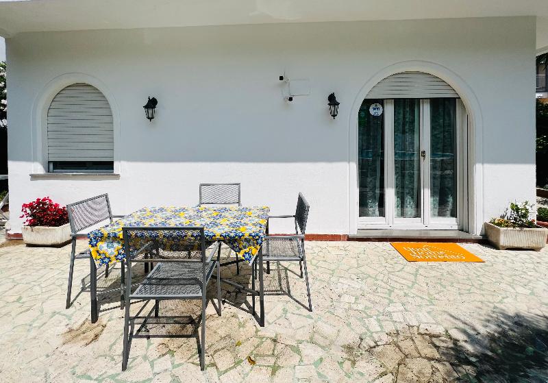 Villa Sorrento Resort image