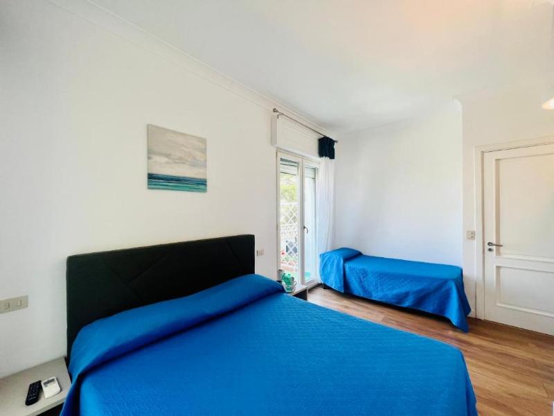 Villa Sorrento Resort image