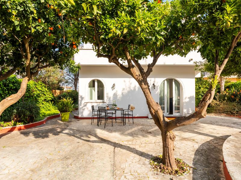 Villa Sorrento Resort image