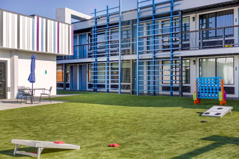 Aiden by Best Western South Reno photo 3