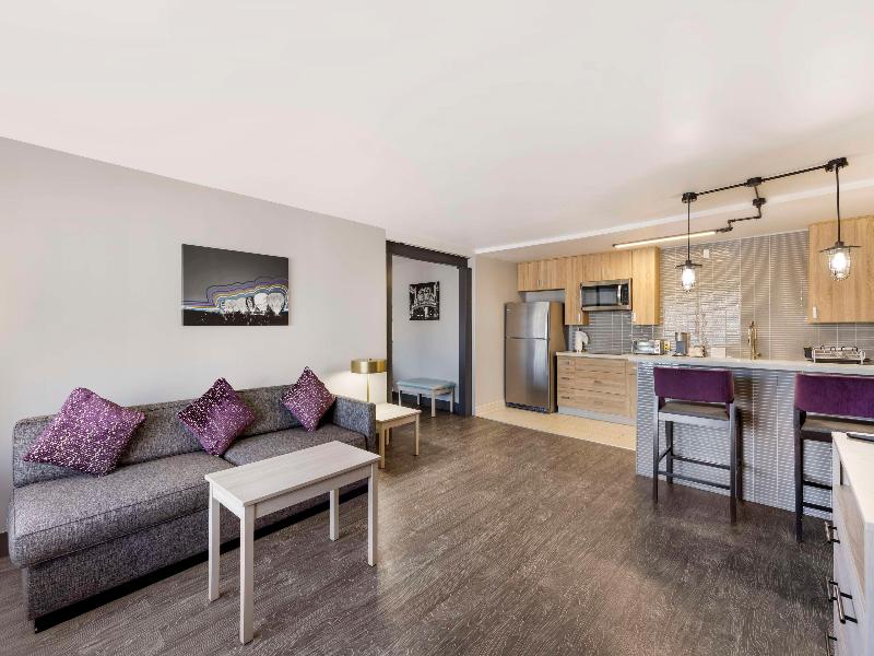 Aiden by Best Western South Reno image