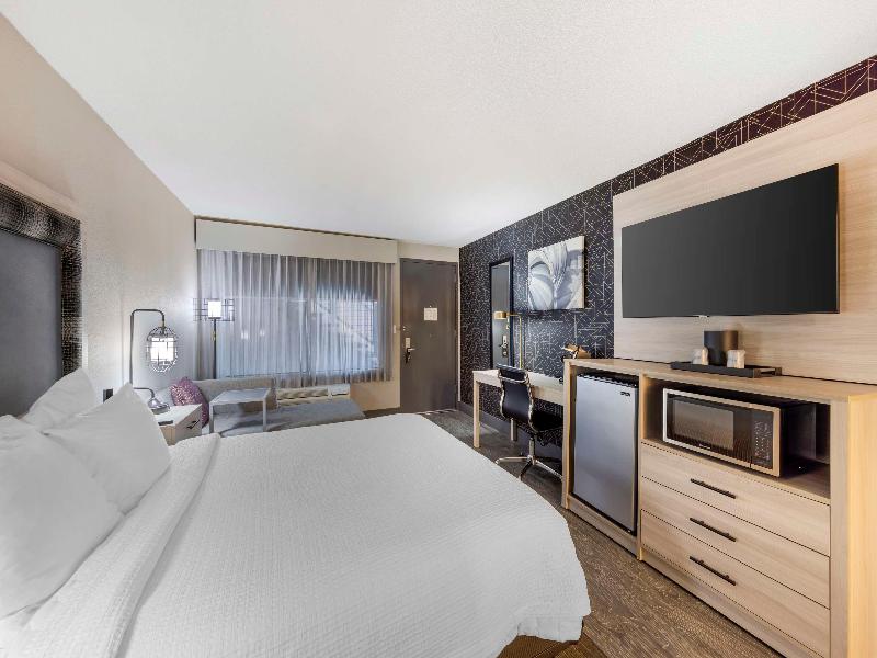 Aiden by Best Western South Reno image