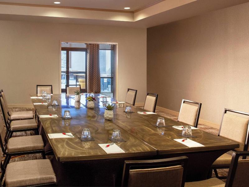 Marriott At Research Triangle Park image