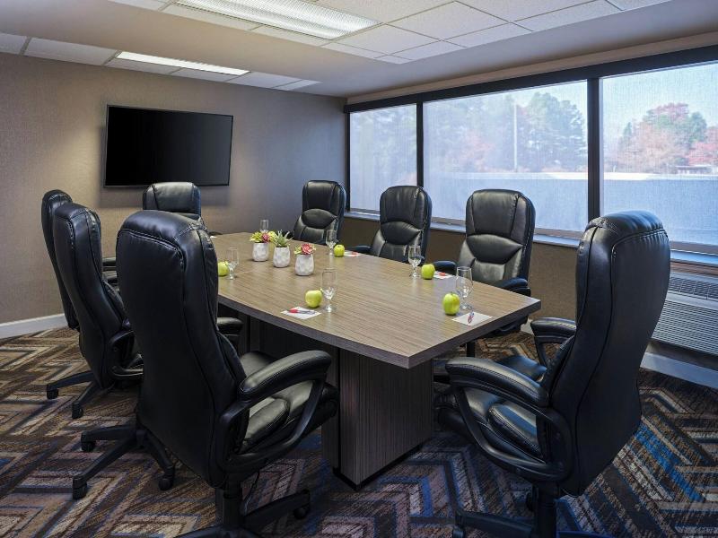 Marriott At Research Triangle Park image
