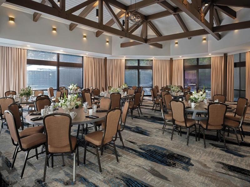 Marriott At Research Triangle Park image