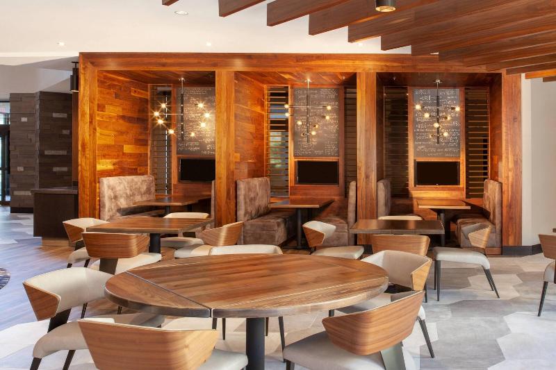Marriott At Research Triangle Park image