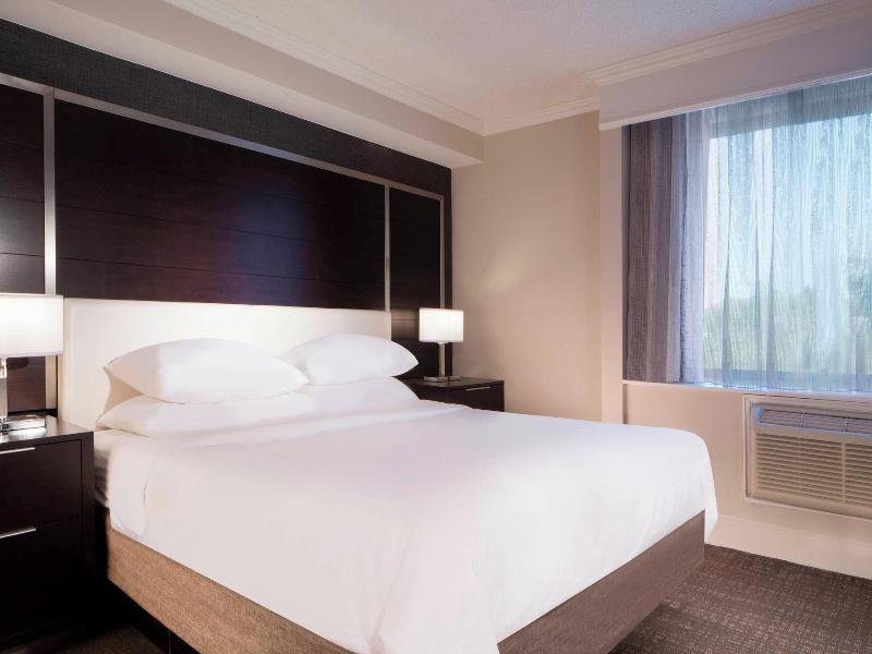 Marriott At Research Triangle Park image