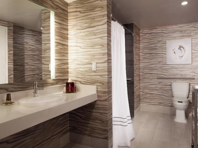 Marriott At Research Triangle Park image