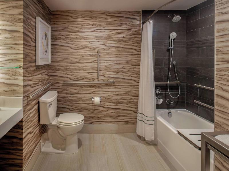 Marriott At Research Triangle Park image