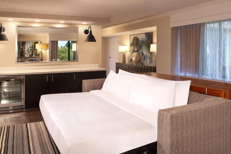 Marriott At Research Triangle Park image