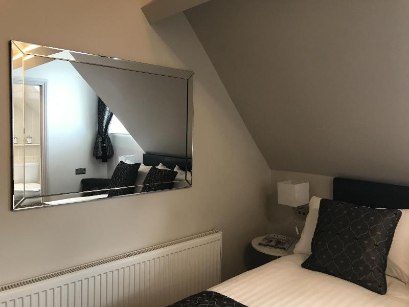 Ashbourne House image