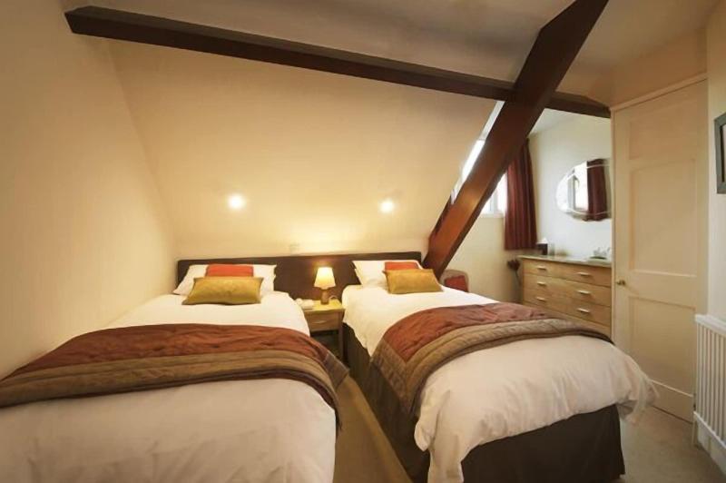 Ashbourne House image