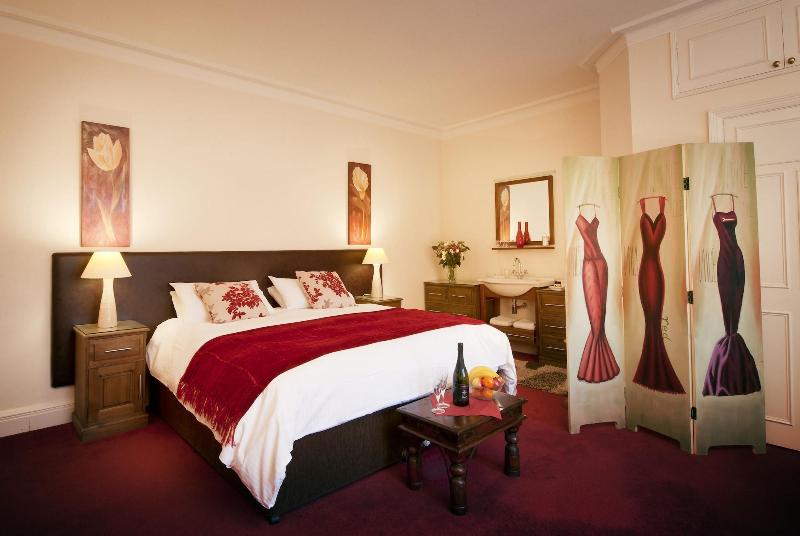 Ashbourne House image