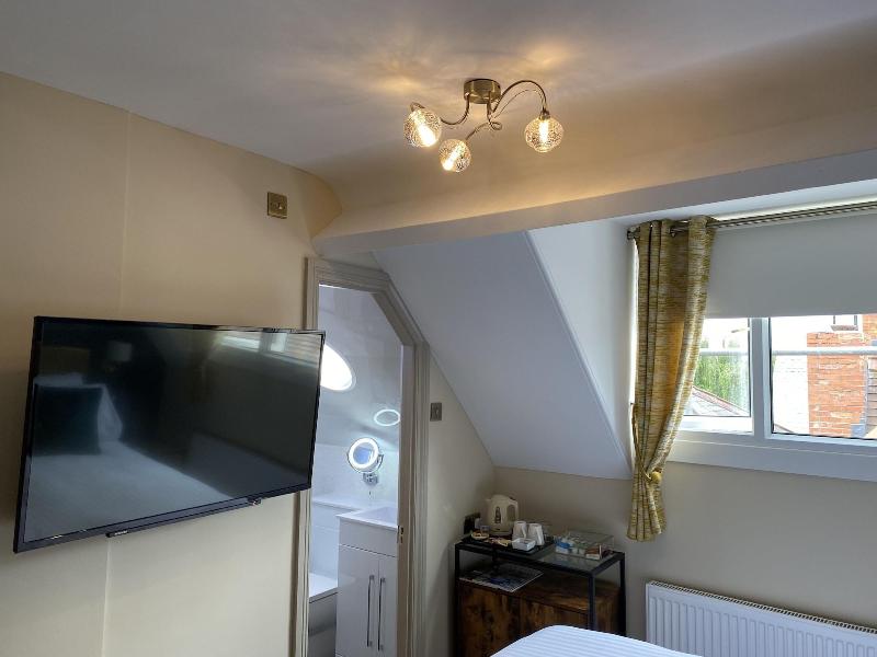 Ashbourne House image
