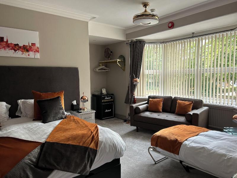 Ashbourne House image