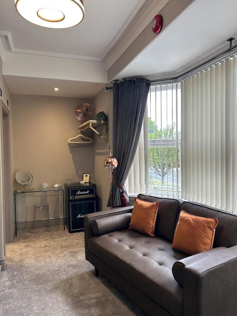Ashbourne House image