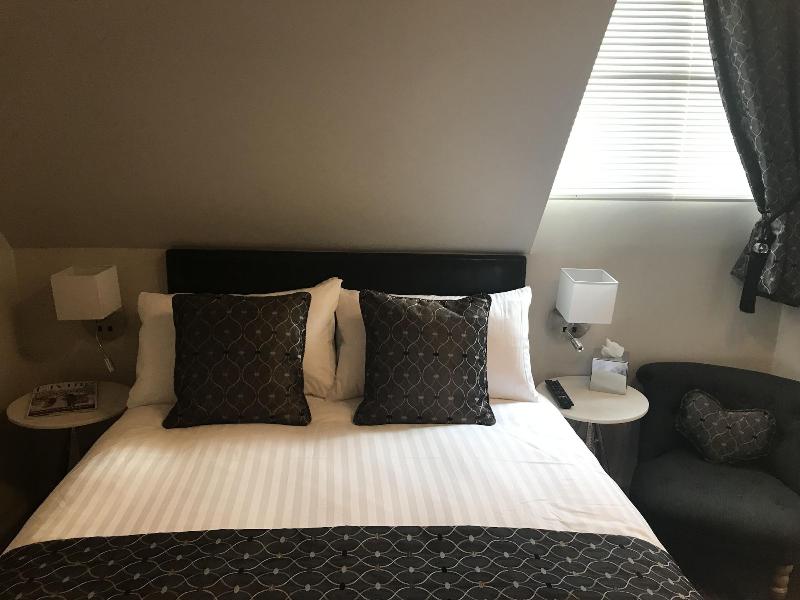 Ashbourne House image