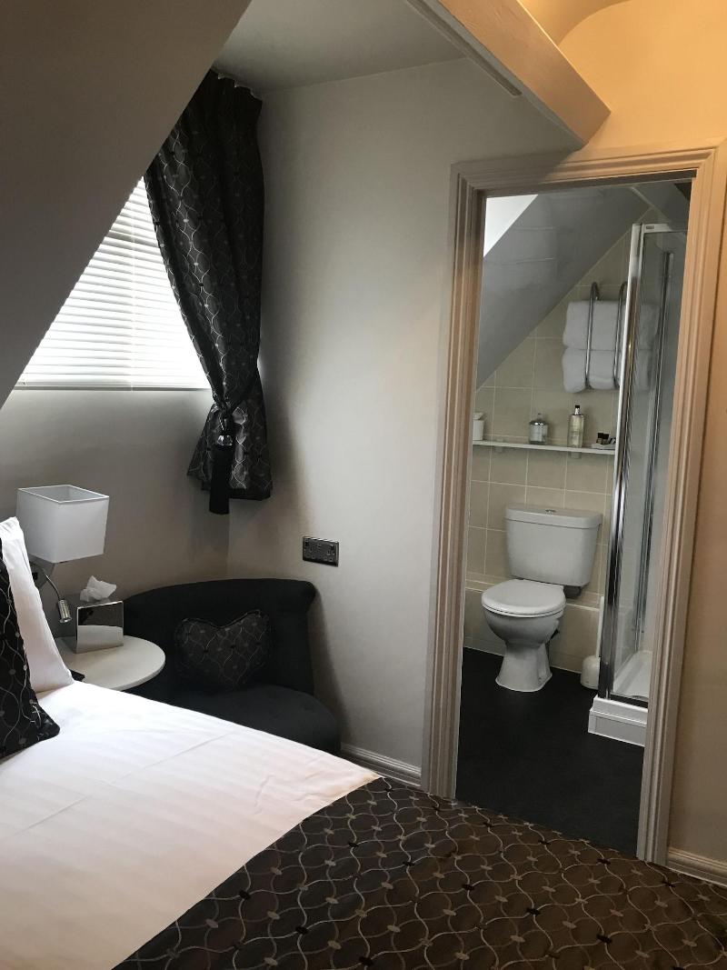Ashbourne House image
